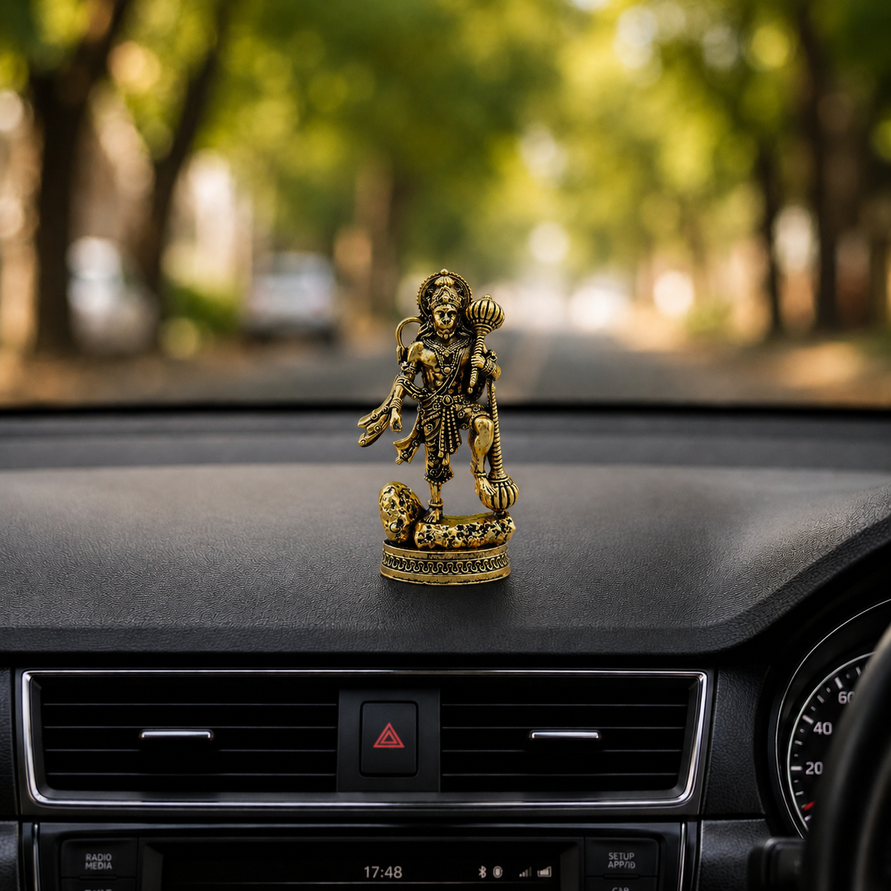 Raksha Kavach Hanuman Murti - Gold Plated
